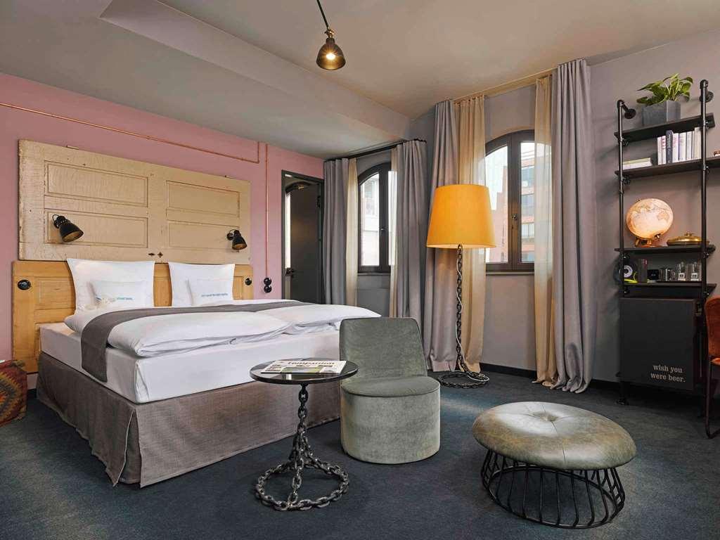 25Hours Hotel Altes Hafenamt Αμβούργο Δωμάτιο φωτογραφία