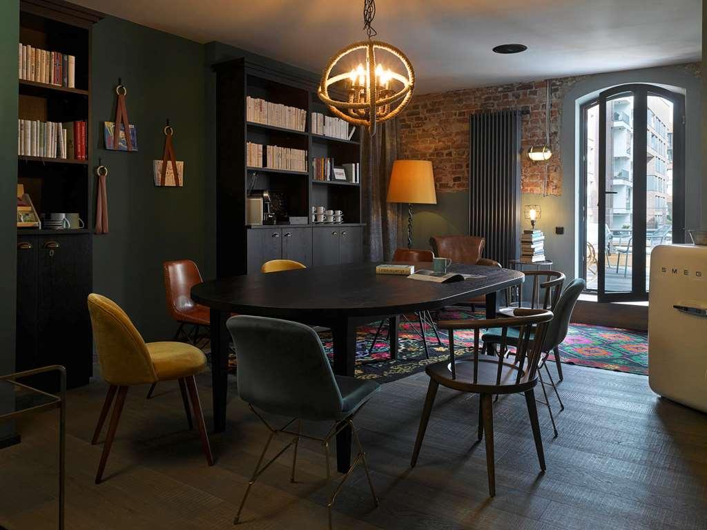 25Hours Hotel Altes Hafenamt Αμβούργο Ανέσεις φωτογραφία