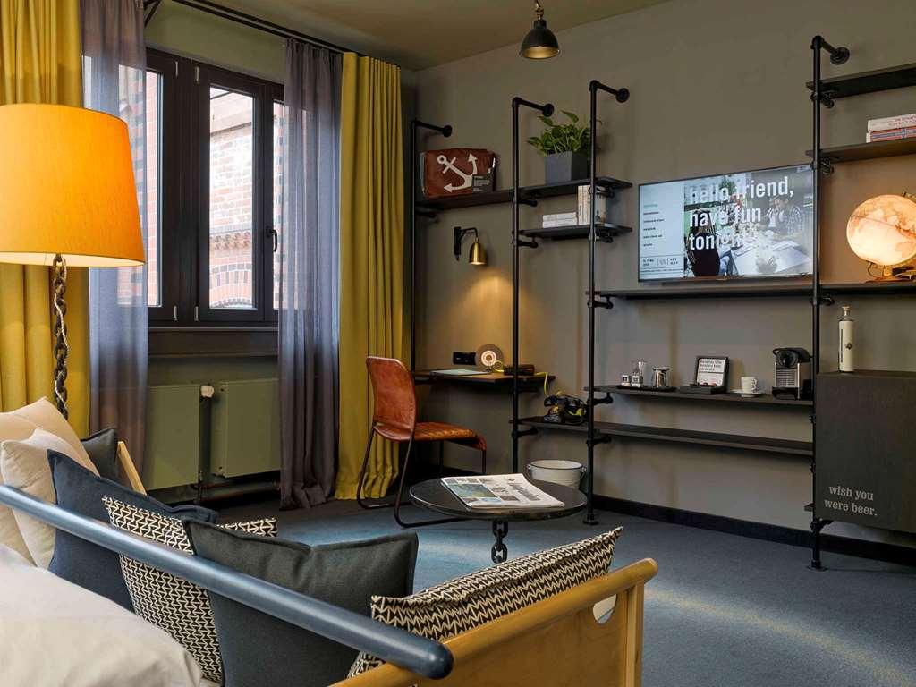 25Hours Hotel Altes Hafenamt Αμβούργο Δωμάτιο φωτογραφία